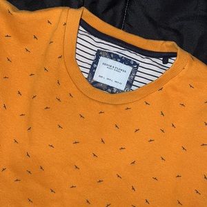 Denim & Flower by Ricky Singh men's orange sweater. Size L